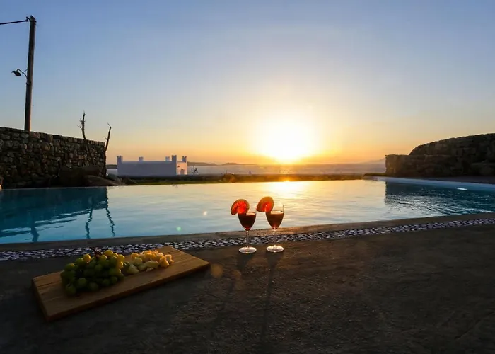 Cycladic Breeze With Private Pool Mykonos Town